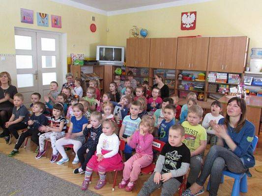 Grafika #20: 02.03.2018 Przedstawienie teatralne pt."Jasiu w krainie bajek"