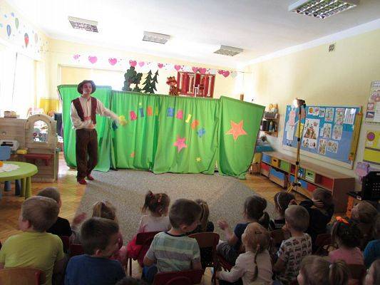 Grafika #21: 02.03.2018 Przedstawienie teatralne pt."Jasiu w krainie bajek"