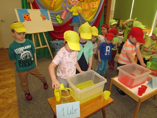 Grafika #28: 23.02.2018 Konkurs "Matematyka w kolorach - raz, dwa, trzy, liczysz Ty!