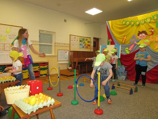 Grafika #46: 23.02.2018 Konkurs "Matematyka w kolorach - raz, dwa, trzy, liczysz Ty!