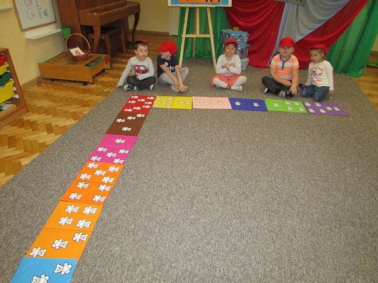 Grafika #54: 23.02.2018 Konkurs "Matematyka w kolorach - raz, dwa, trzy, liczysz Ty!