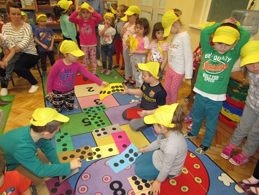 Grafika #55: 23.02.2018 Konkurs "Matematyka w kolorach - raz, dwa, trzy, liczysz Ty!