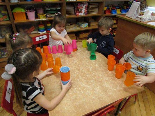 Grafika #79: 23.02.2018 Konkurs "Matematyka w kolorach - raz, dwa, trzy, liczysz Ty!