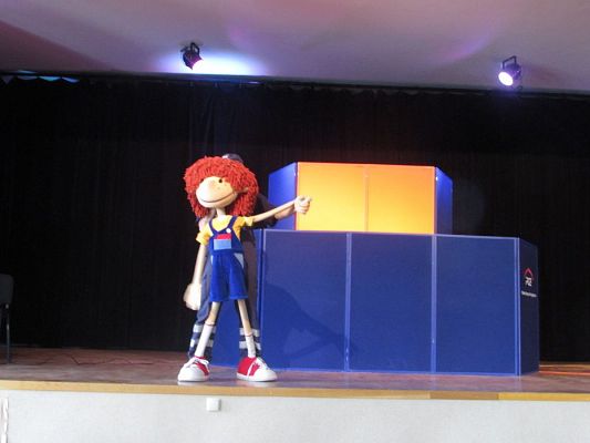 Grafika #1: 22.02.2018 Przedstawienie pt." Jak Pstryk i Bzik zostali oświeceni"