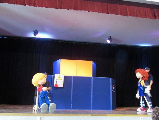 Grafika #8: 22.02.2018 Przedstawienie pt." Jak Pstryk i Bzik zostali oświeceni"