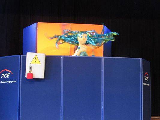 Grafika #13: 22.02.2018 Przedstawienie pt." Jak Pstryk i Bzik zostali oświeceni"