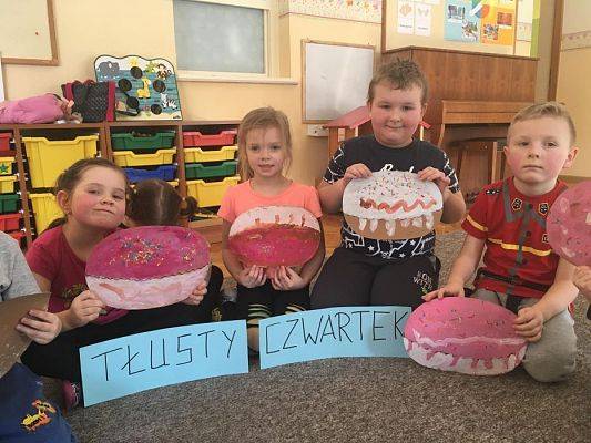 Grafika #0: Tłusty czwartek na wesoło i słodko
