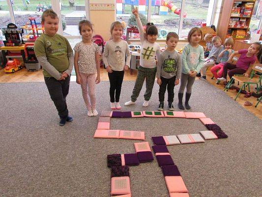 Grafika #70: Jak spędzamy ferie