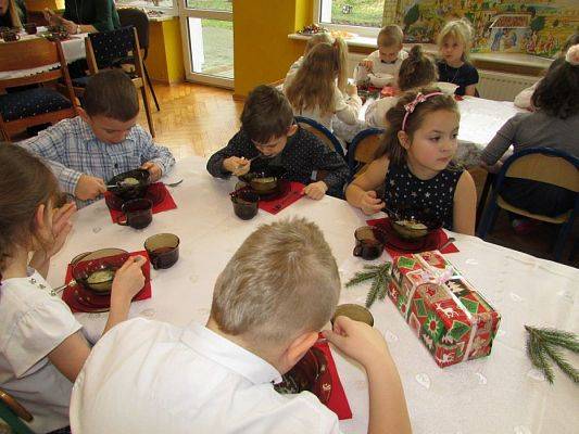 Grafika #43: 22.12.2017 Wigilia przedszkolna