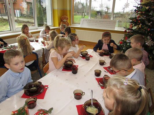 Grafika #45: 22.12.2017 Wigilia przedszkolna