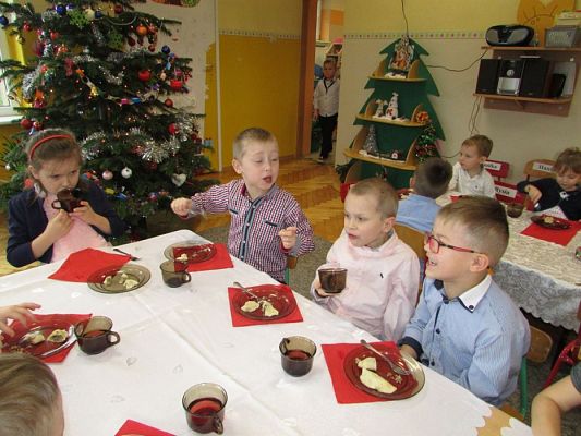 Grafika #47: 22.12.2017 Wigilia przedszkolna