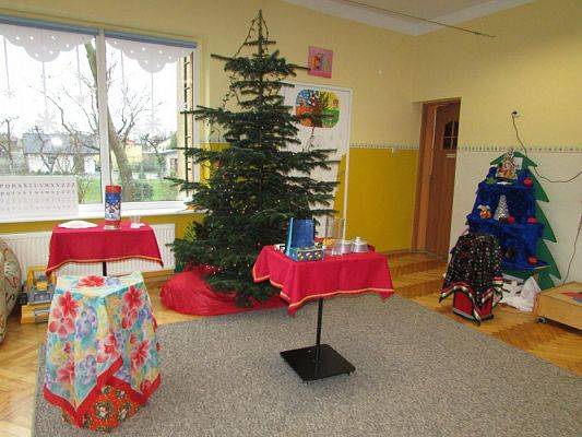 Grafika #0: 05.12.2017 "Zaczarowany Mikołaj" - występ iluzjonisty