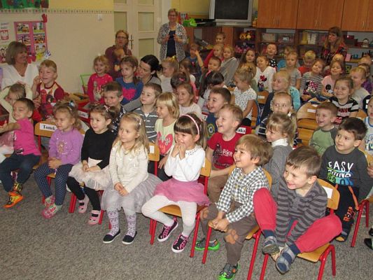 Grafika #45: 05.12.2017 "Zaczarowany Mikołaj" - występ iluzjonisty