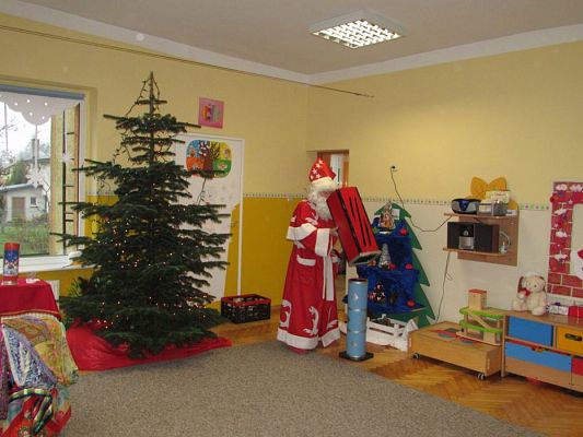 Grafika #59: 05.12.2017 "Zaczarowany Mikołaj" - występ iluzjonisty