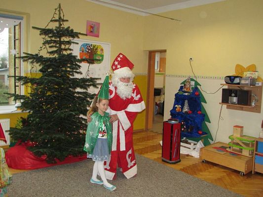 Grafika #62: 05.12.2017 "Zaczarowany Mikołaj" - występ iluzjonisty