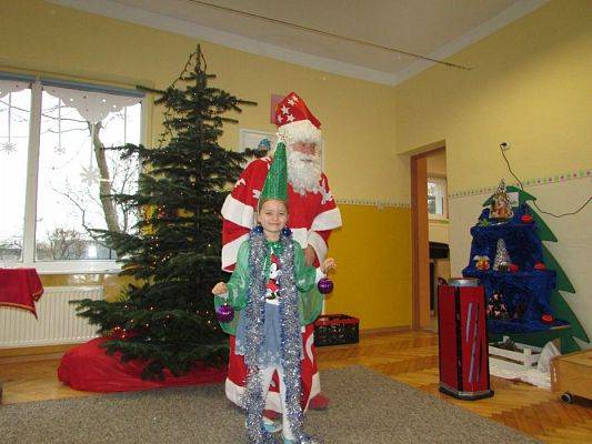 Grafika #64: 05.12.2017 "Zaczarowany Mikołaj" - występ iluzjonisty