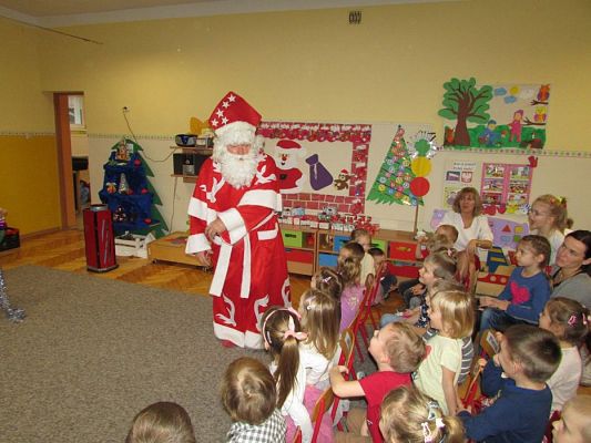 Grafika #66: 05.12.2017 "Zaczarowany Mikołaj" - występ iluzjonisty