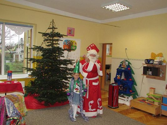 Grafika #67: 05.12.2017 "Zaczarowany Mikołaj" - występ iluzjonisty