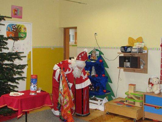 Grafika #72: 05.12.2017 "Zaczarowany Mikołaj" - występ iluzjonisty