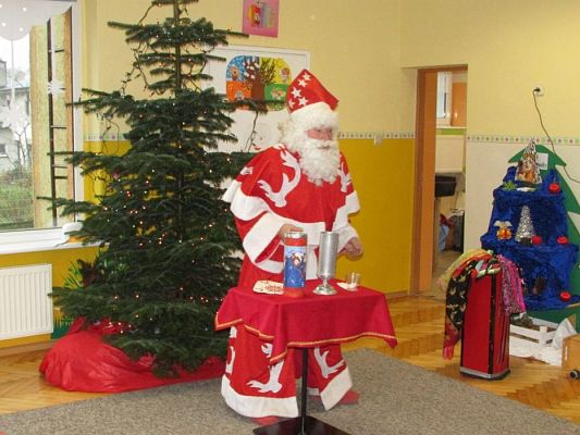 Grafika #77: 05.12.2017 "Zaczarowany Mikołaj" - występ iluzjonisty