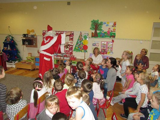 Grafika #81: 05.12.2017 "Zaczarowany Mikołaj" - występ iluzjonisty