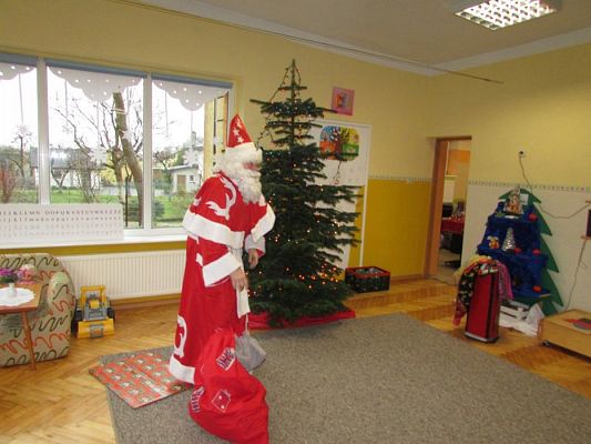 Grafika #87: 05.12.2017 "Zaczarowany Mikołaj" - występ iluzjonisty