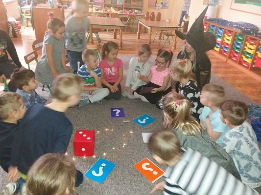 Grafika #2: 30.11.2017 Andrzejki