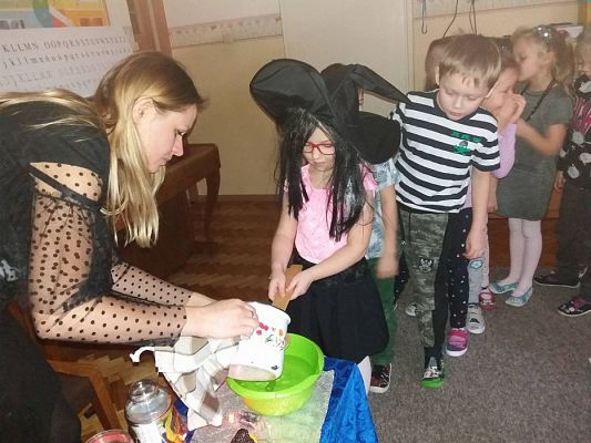 Grafika #24: 30.11.2017 Andrzejki