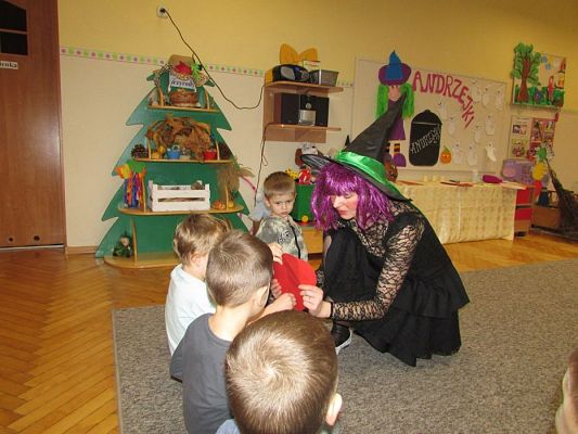 Grafika #49: 30.11.2017 Andrzejki