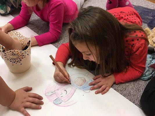 Grafika #4: Dzień Pluszowego Misia