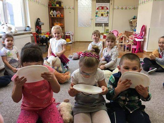 Grafika #6: Dzień Pluszowego Misia