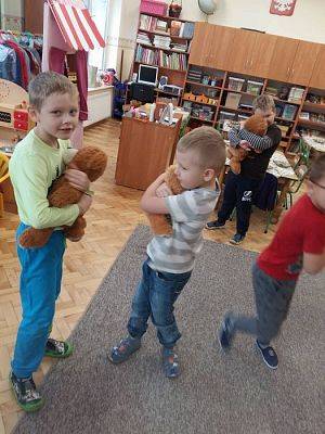 Grafika #15: Dzień Pluszowego Misia