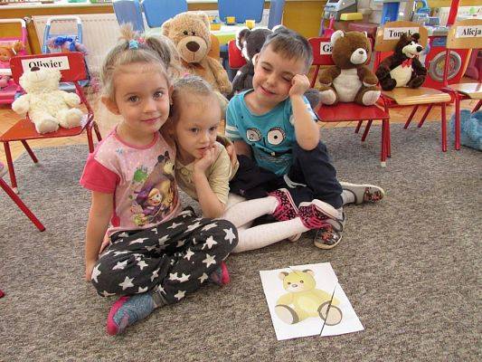 Grafika #49: Dzień Pluszowego Misia