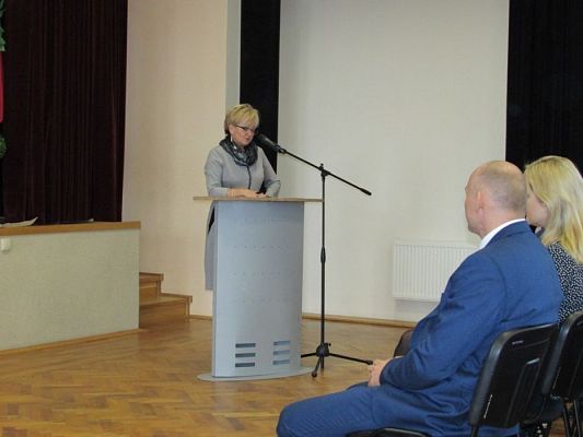 Grafika #1: 20.11.2017 Przedstawienie pt."Chociaż różni to tacy sami"