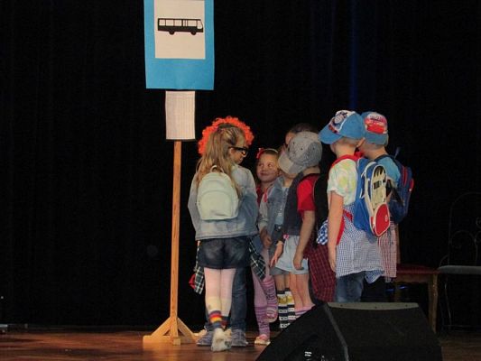 Grafika #5: 20.11.2017 Przedstawienie pt."Chociaż różni to tacy sami"