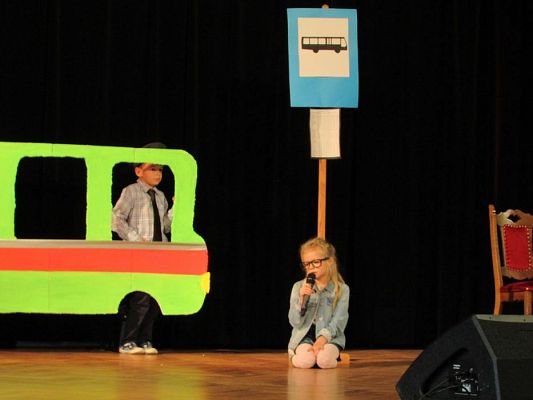 Grafika #11: 20.11.2017 Przedstawienie pt."Chociaż różni to tacy sami"