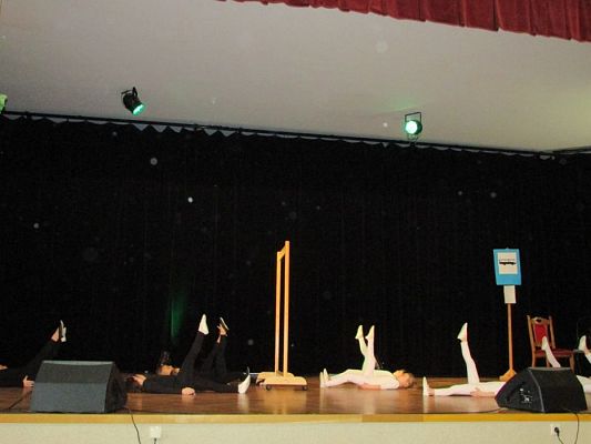 Grafika #14: 20.11.2017 Przedstawienie pt."Chociaż różni to tacy sami"