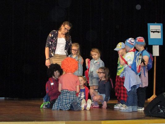 Grafika #26: 20.11.2017 Przedstawienie pt."Chociaż różni to tacy sami"