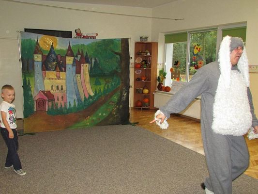 Grafika #14: 25.10.2017 Przedstawienie teatralne pt. "Magia słów"