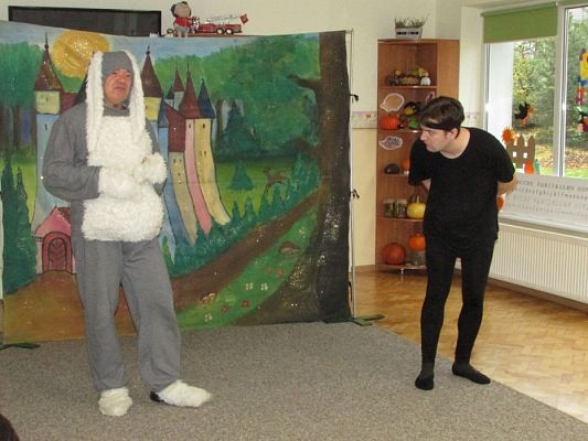 Grafika #15: 25.10.2017 Przedstawienie teatralne pt. "Magia słów"