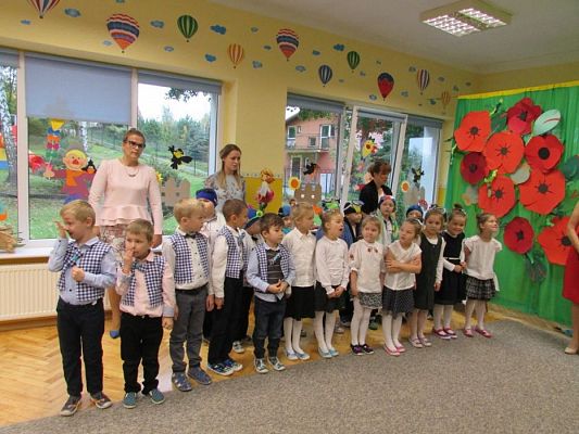 Grafika #10: Dzień Edukacji Narodowej cz.I
