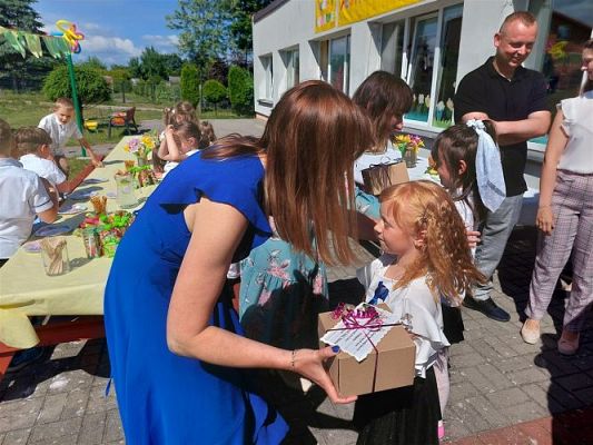 Grafika #10: 22.06.2022 Uroczyste pożegnanie absolwentów naszego przedszkola cz.II