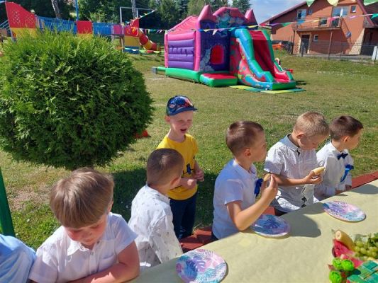 Grafika #24: 22.06.2022 Uroczyste pożegnanie absolwentów naszego przedszkola cz.II