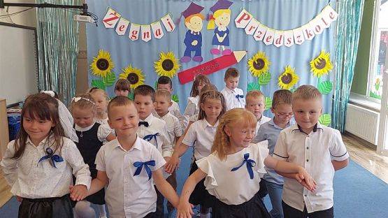 Grafika #4: 22.06.2022 Uroczyste pożegnanie absolwentów naszego przedszkola cz.I