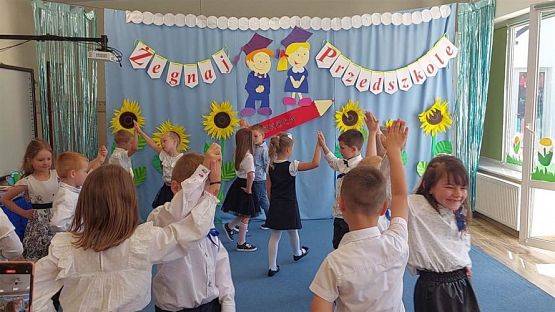 Grafika #15: 22.06.2022 Uroczyste pożegnanie absolwentów naszego przedszkola cz.I