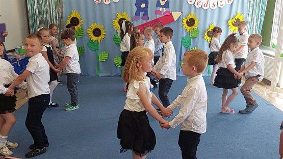 Grafika #19: 22.06.2022 Uroczyste pożegnanie absolwentów naszego przedszkola cz.I