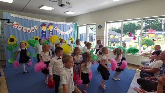 Grafika #23: 22.06.2022 Uroczyste pożegnanie absolwentów naszego przedszkola cz.I