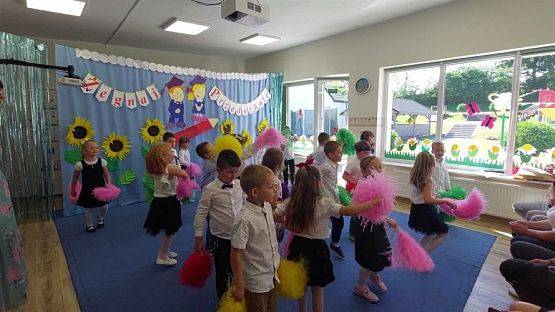 Grafika #25: 22.06.2022 Uroczyste pożegnanie absolwentów naszego przedszkola cz.I