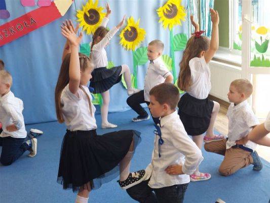 Grafika #42: 22.06.2022 Uroczyste pożegnanie absolwentów naszego przedszkola cz.I