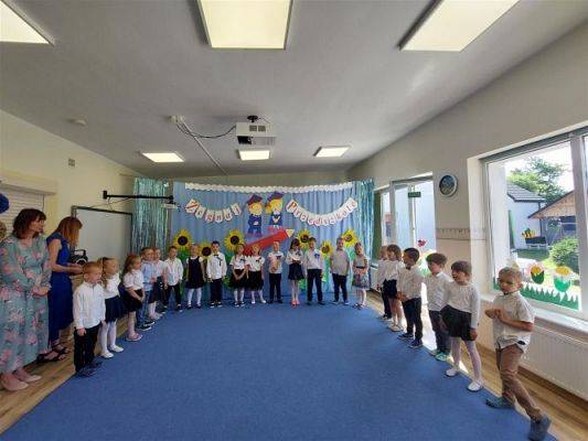 Grafika #49: 22.06.2022 Uroczyste pożegnanie absolwentów naszego przedszkola cz.I